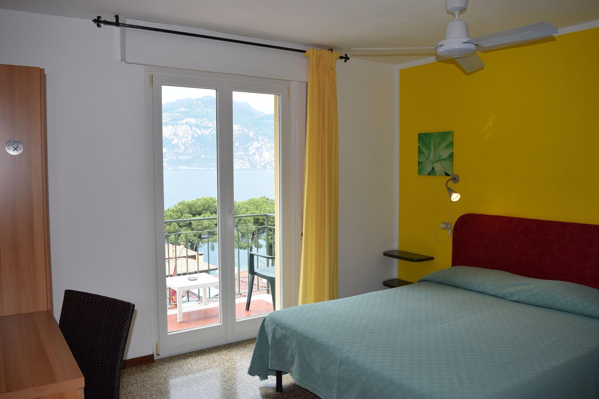 Hotel Casa Popi Malcesine Exteriér fotografie
